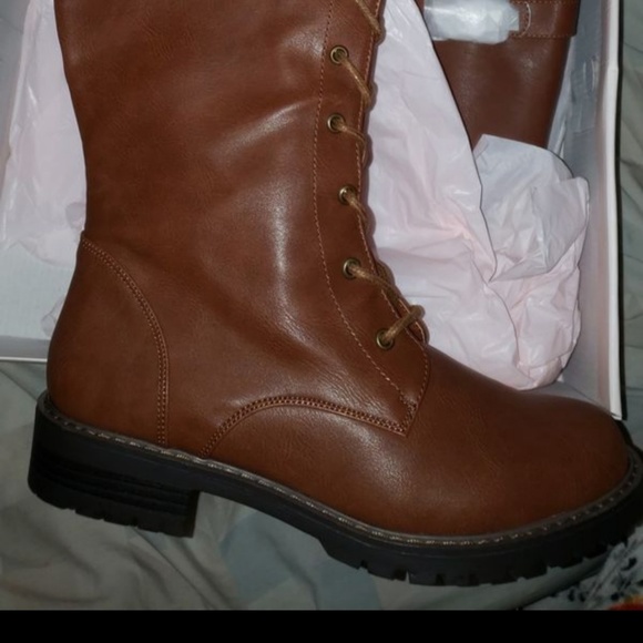 Boots - Picture 1 of 3